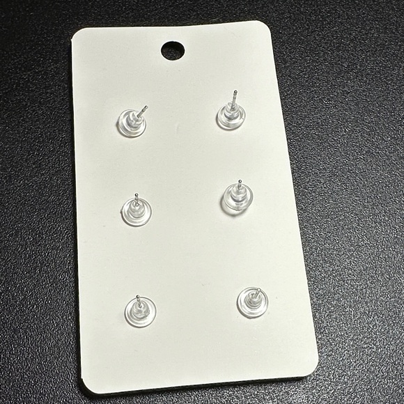 Festive Holiday Earrings Set - Red, Green, Brown - Picture 4 of 7